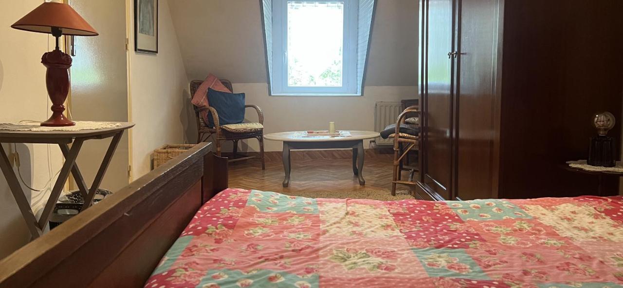 Double & Family Rooms In Tranquility In Blue Saint-Mars-sur-la-Futaie Εξωτερικό φωτογραφία